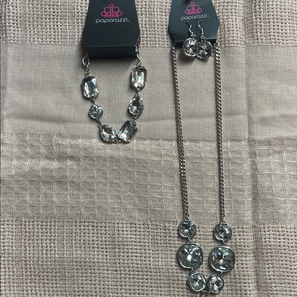 Paparazzi Silver Necklace Matching Earrings with Bracelet Clear Gems - Picture 1 of 6